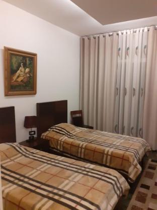 Fully furnished  1- Bedroom Apartment with Balcony - image 2