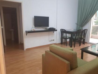 A Lovely Spacious 1BR Apartment in Hamra Center - image 3