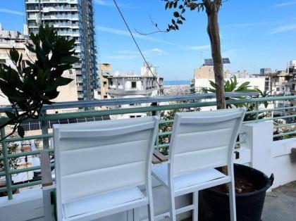 Dreamy 3BR Penthouse w a Super Terrace - image 19