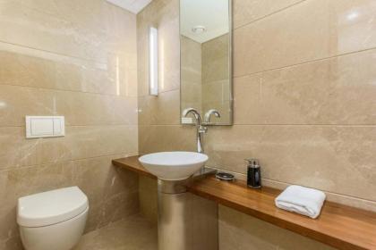 Solidere Tune 1Bedroom Apartment At Kantari Beirut - image 20